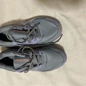 ASICS Men's Gray Running Shoes